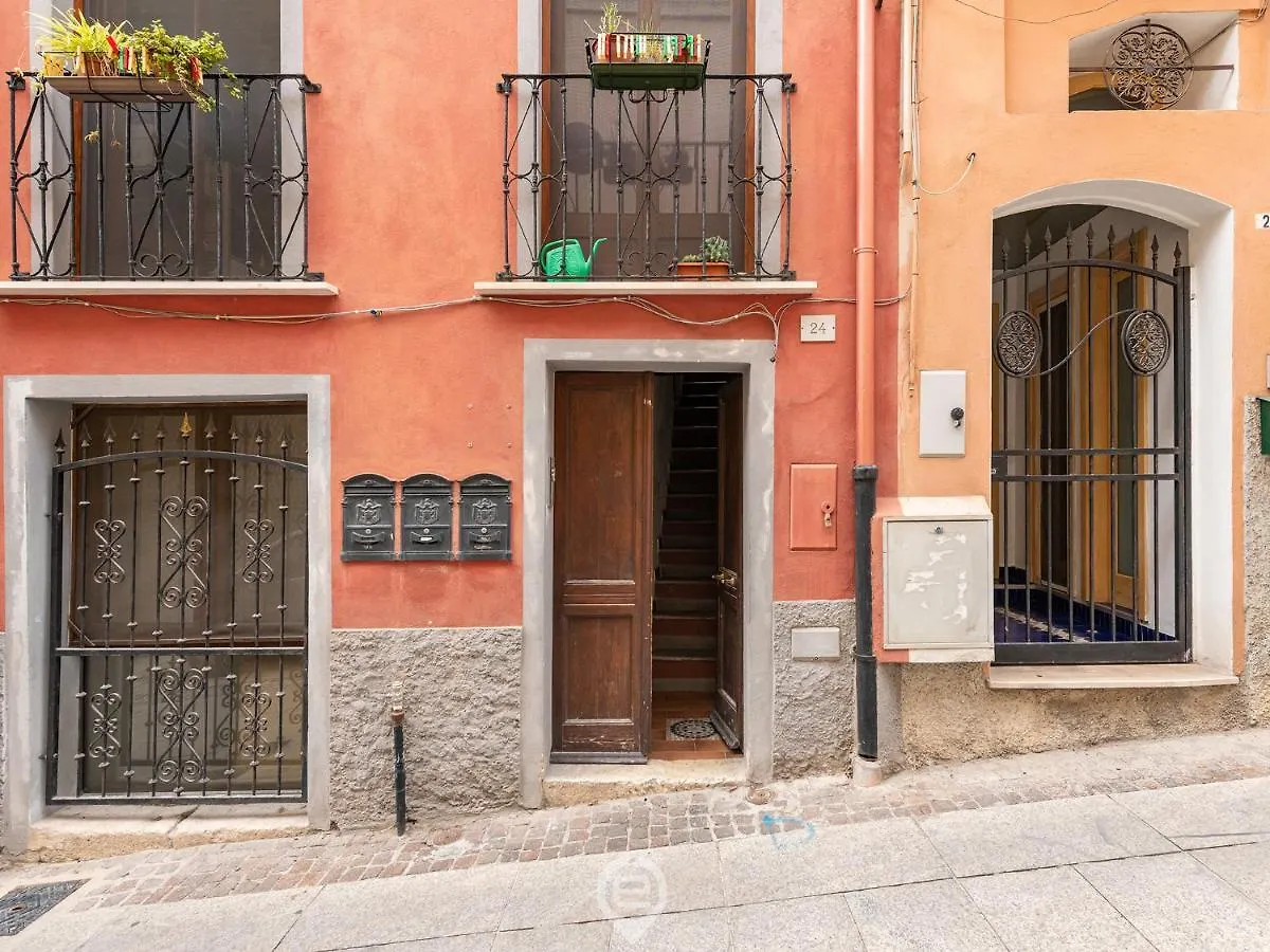 Cosmopolitan Retreat Apartment Cagliari