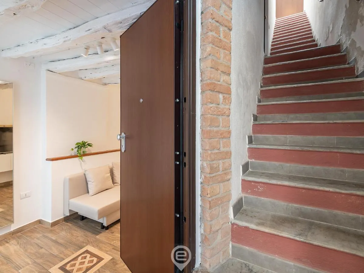 Cosmopolitan Retreat Apartment Cagliari