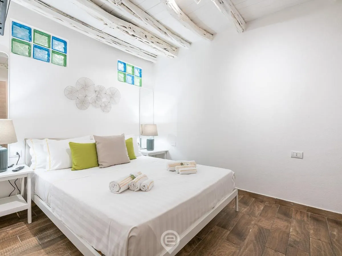 Cosmopolitan Retreat Apartment Cagliari