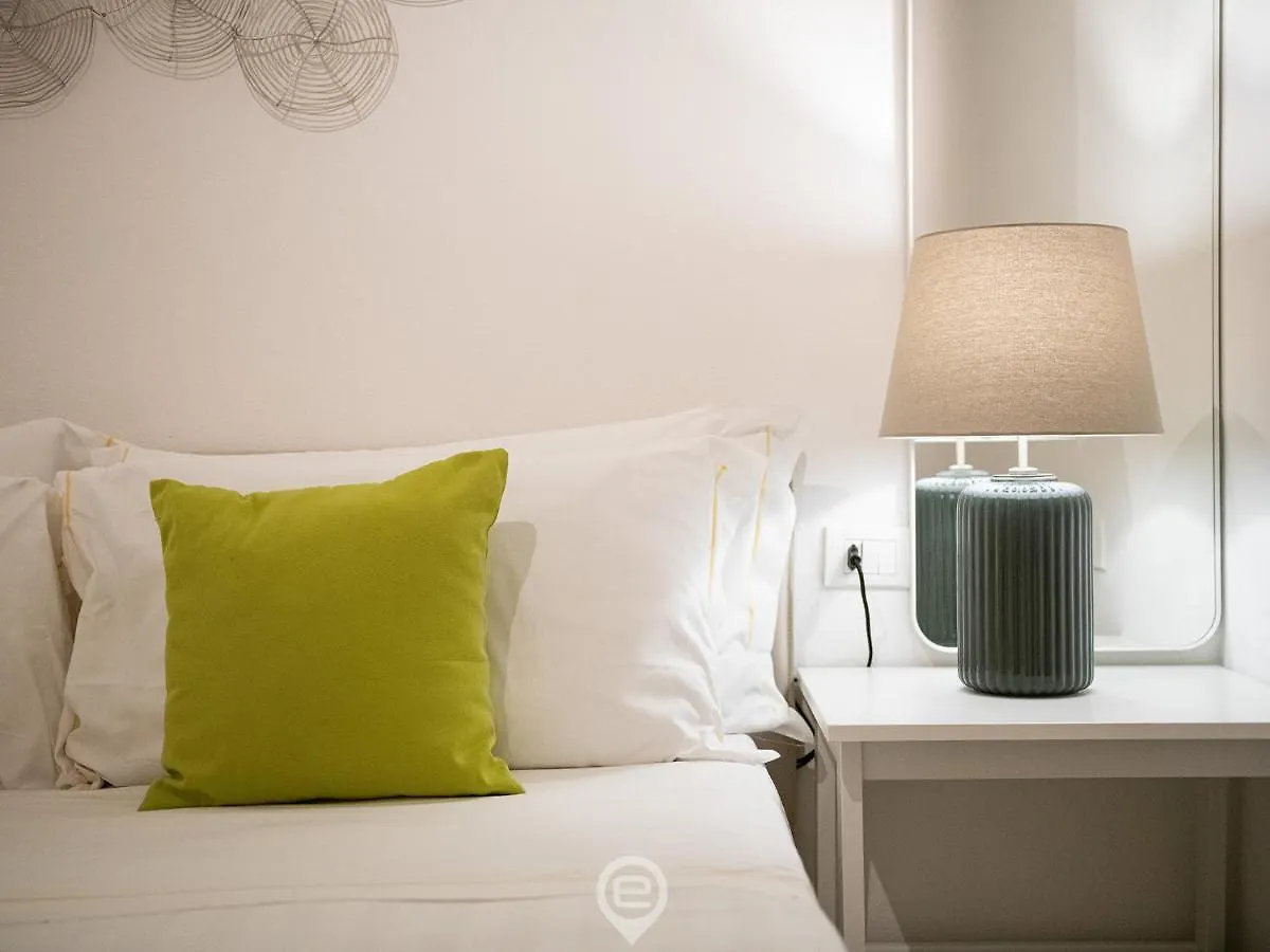 Cosmopolitan Retreat Apartment Cagliari