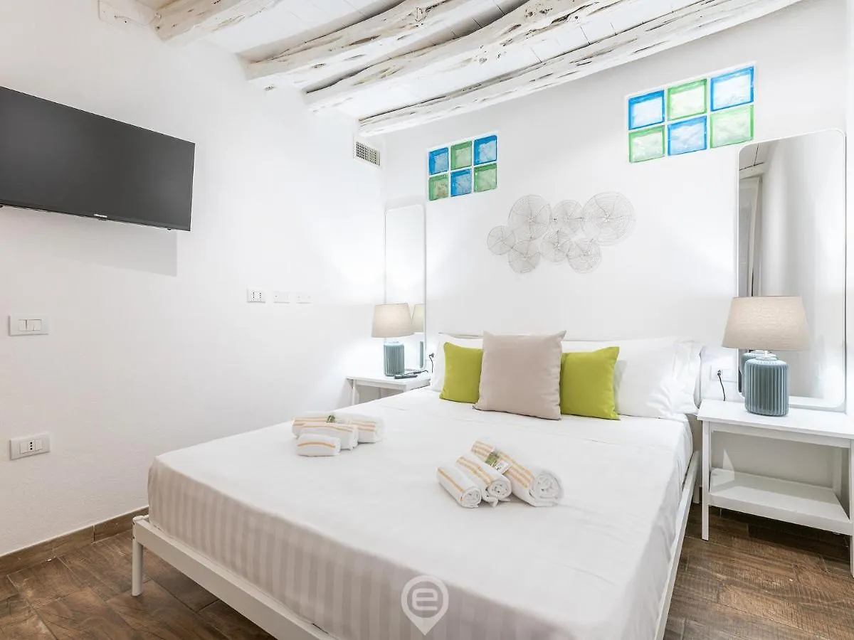 Cosmopolitan Retreat Apartment Cagliari